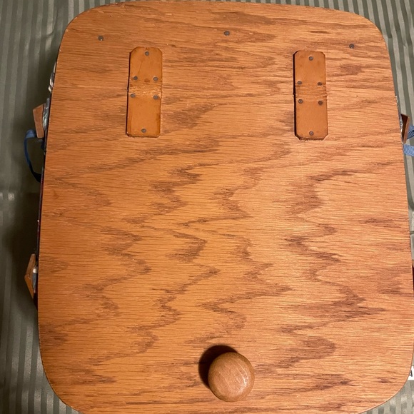 Longaberger Woven Picnic Basket with Floral Blue Liner - Picture 8 of 12